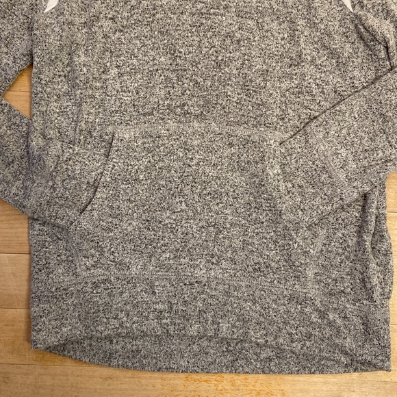 🌺 OLD NAVY Soft Cozy Lightweight Hoodie - Picture 4 of 10